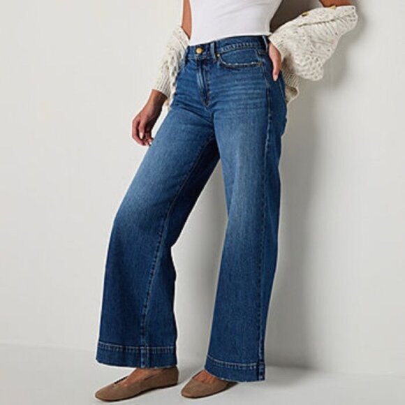 NWT a.n.a Women’s Size 10 5 Pocket High Rise Wide Leg Stretch Raw Hem Jeans - Picture 5 of 8